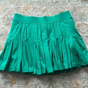 Vineyard vines skirt